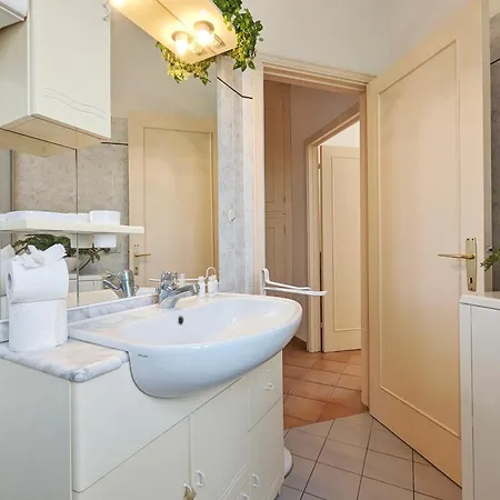 Apartment Seconda Fila Mare By Wehostyou Aria Condizionata Parcheggio